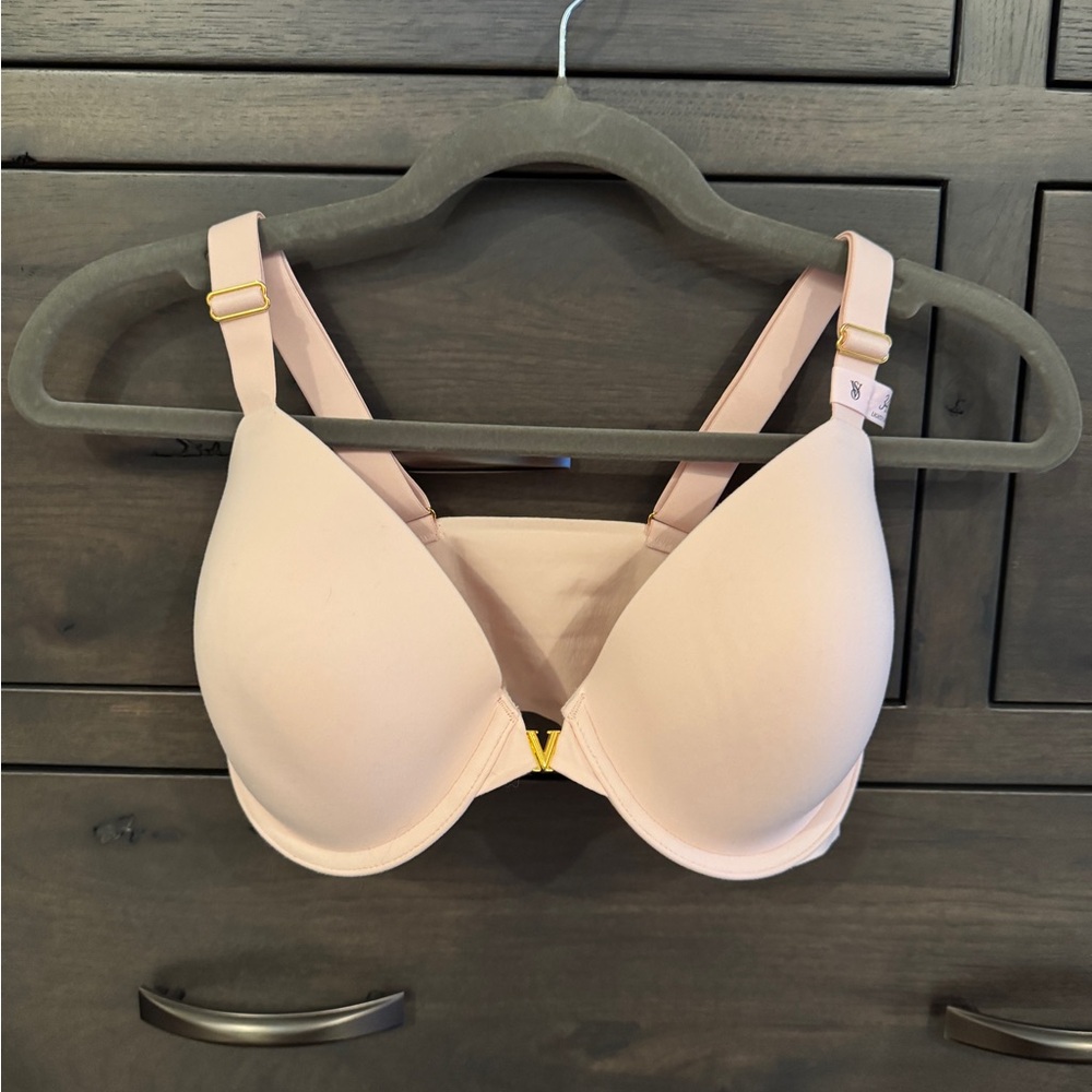 Victoria Secret Front Close Blush Cloud 34 D Underwire Bra with Gold Accents